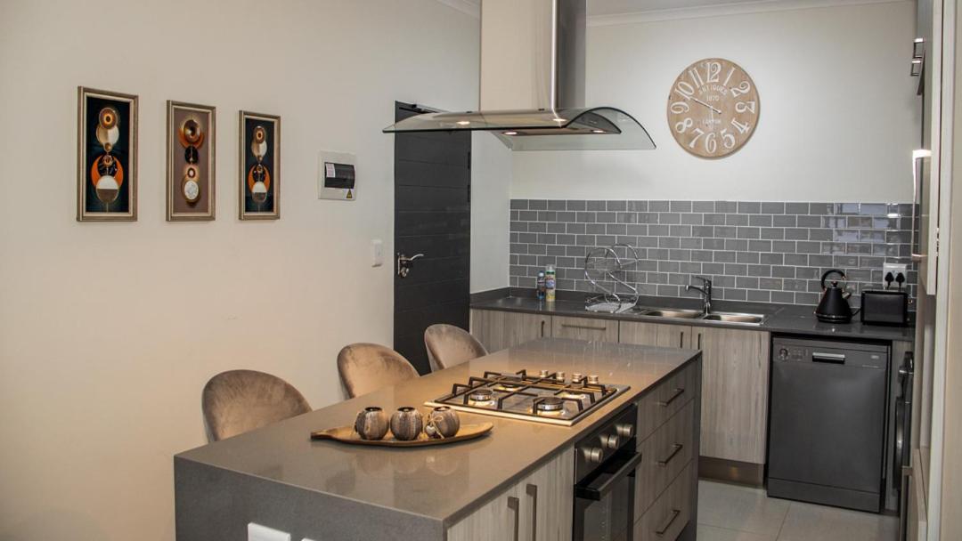 Fumo House Lifestyle Apartments Мидранд Экстерьер фото
