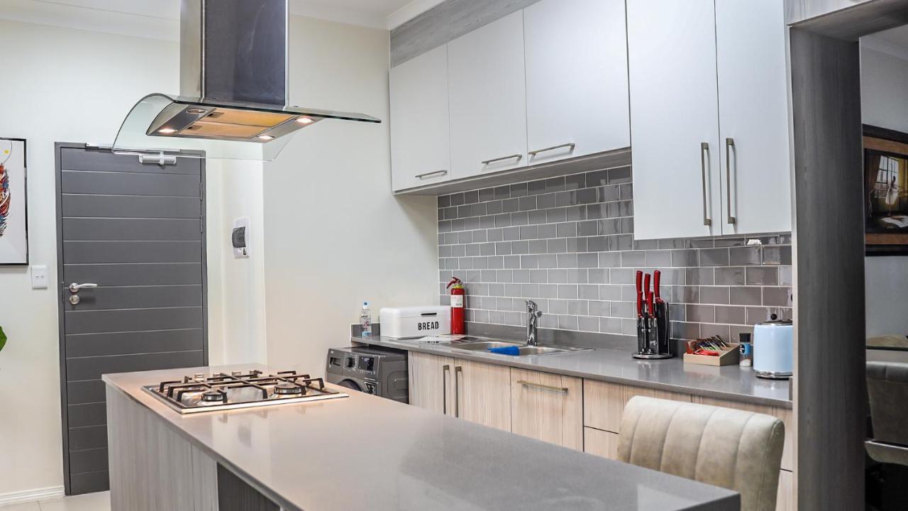 Fumo House Lifestyle Apartments Мидранд Экстерьер фото
